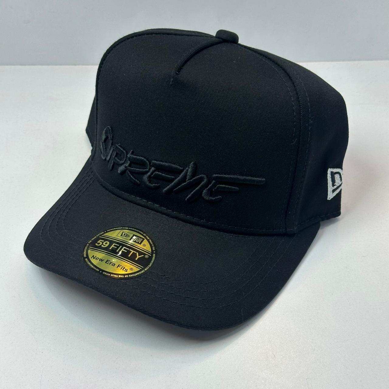 GORRA SUPREME LOGO NEGRO