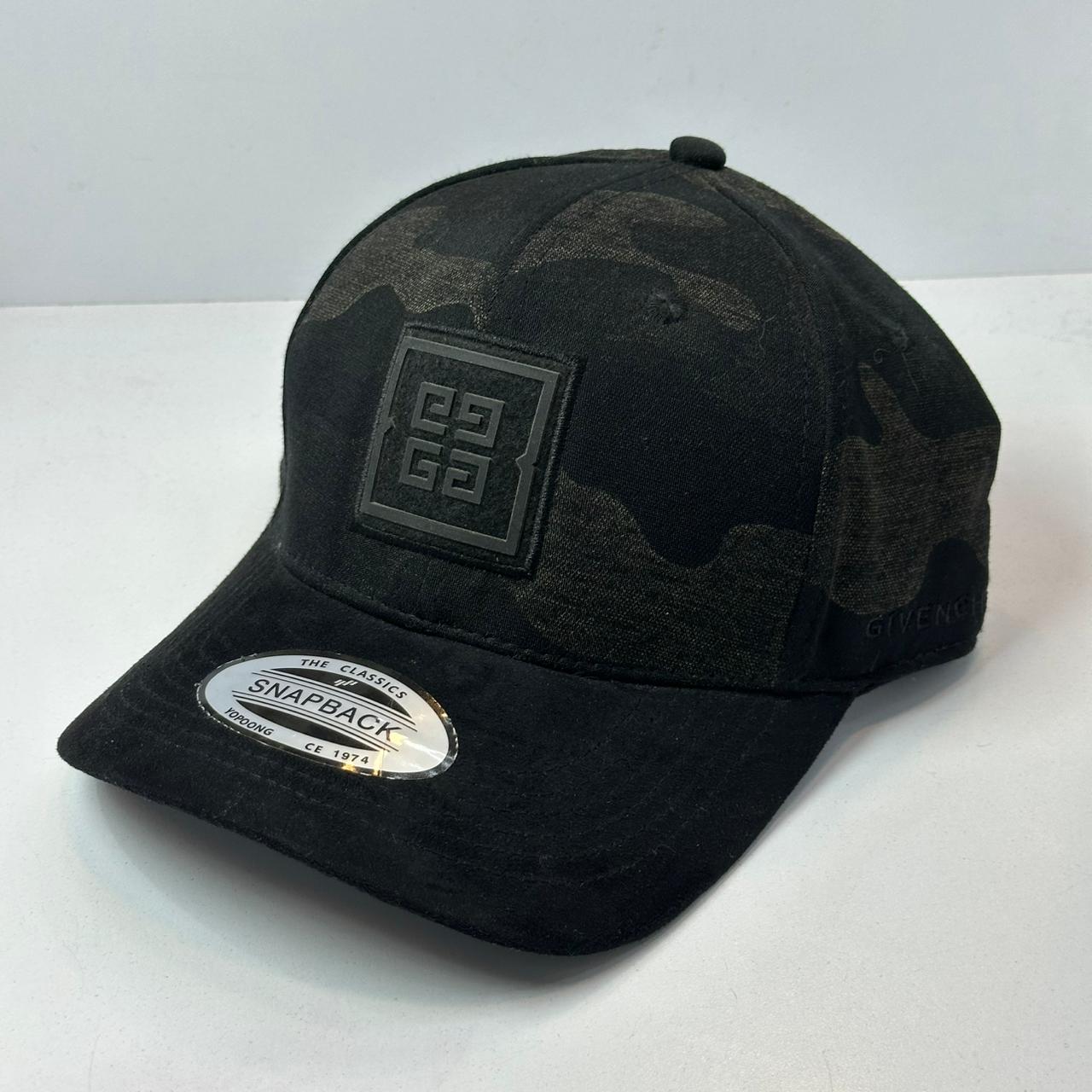 GORRA CAMUFLADA GIVENCHY
