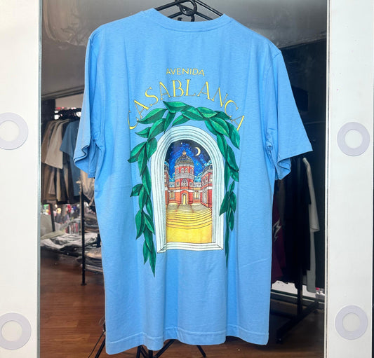 CAMISETA CASA BLANCA AZUL CIELO AVENIDA