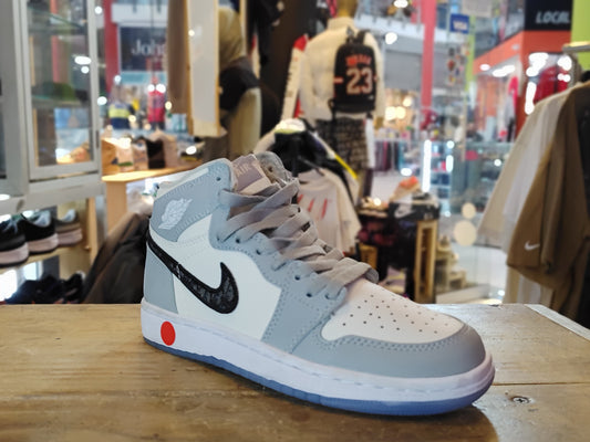 TENIS NIKE RETRO 1 DIOR GRIS