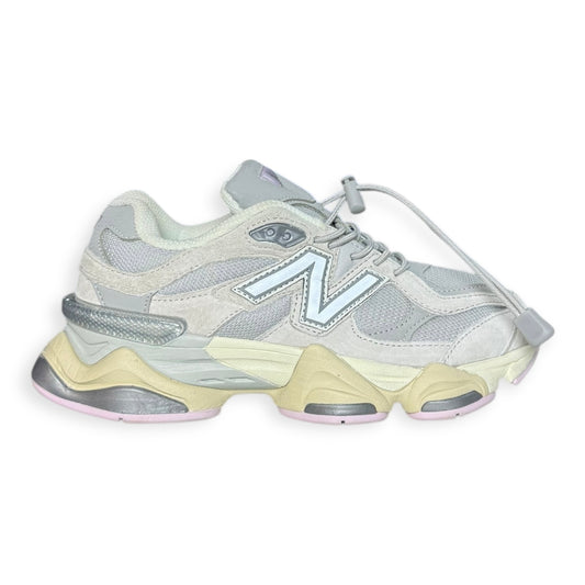 NEW BALANCE 9060 GRIS/MORADO